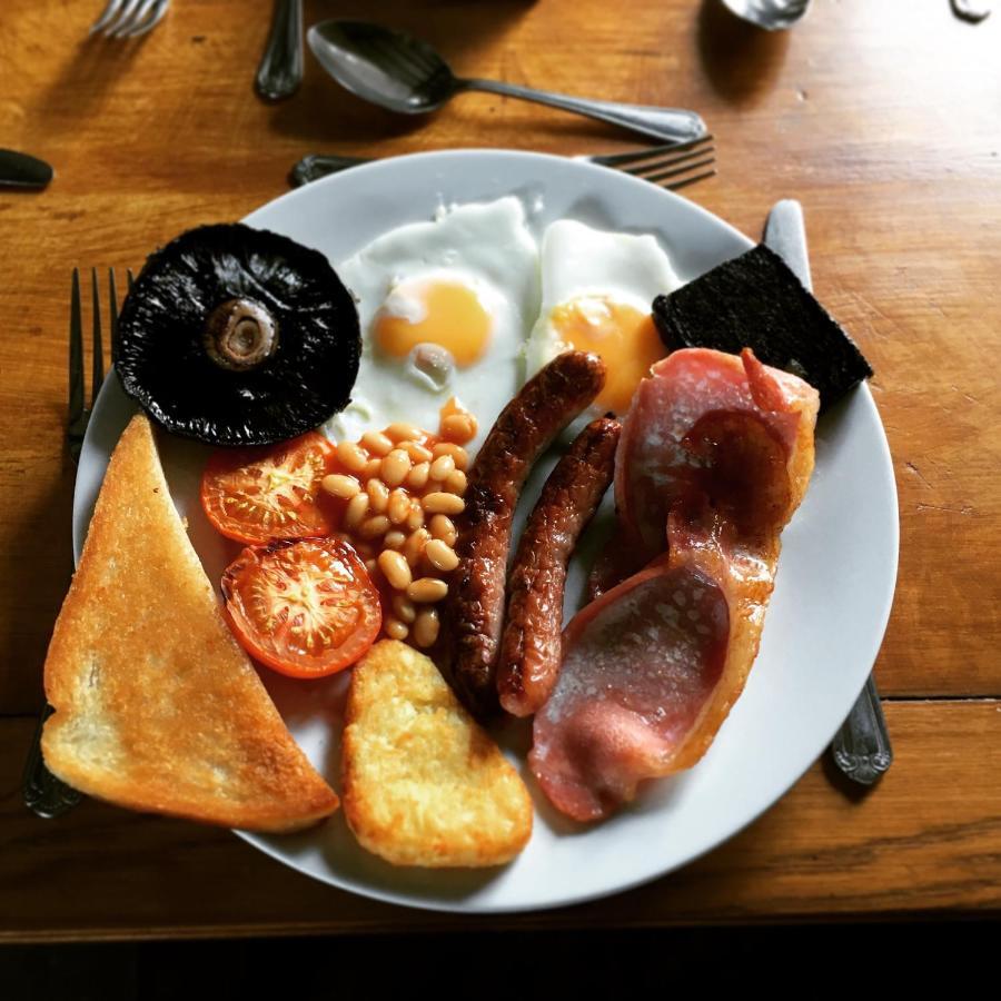 The Greyhound Inn Bedale Extérieur photo